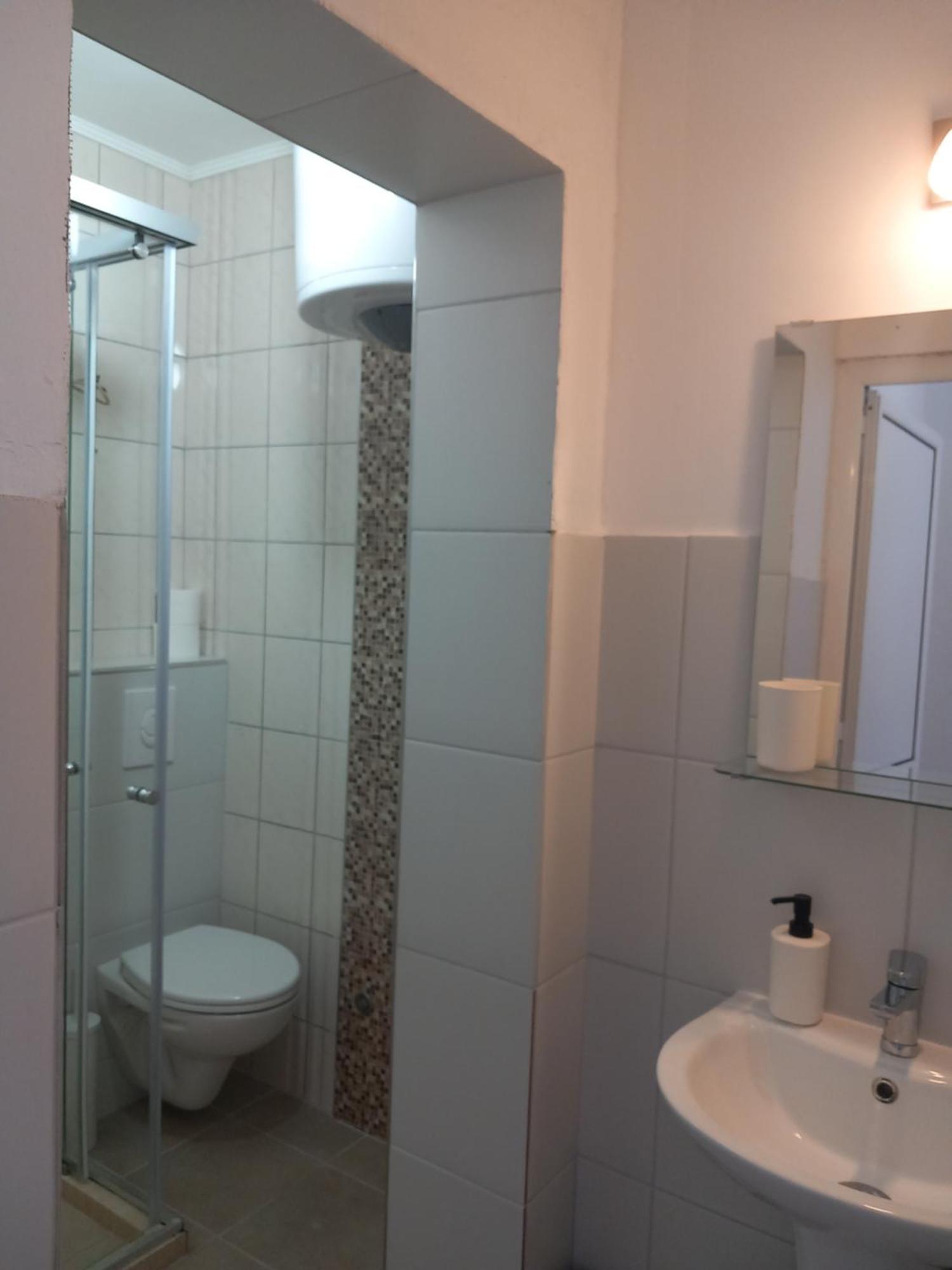 Vila Nina Donji Stoj Улцинь Экстерьер фото